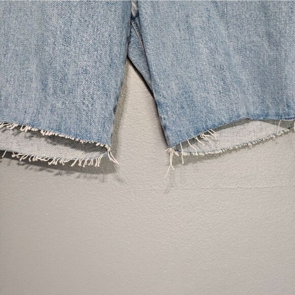 ☀️Edwin, Womens Cai Shorts. Light Wash, Size 34 - Picture 4 of 6